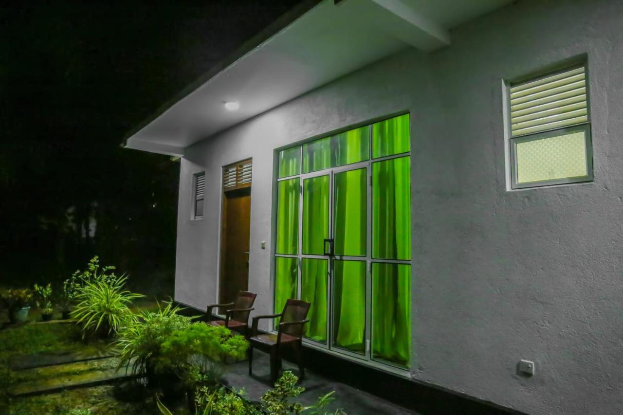 Sandy Palms Guesthouse 希克杜沃 外观 照片