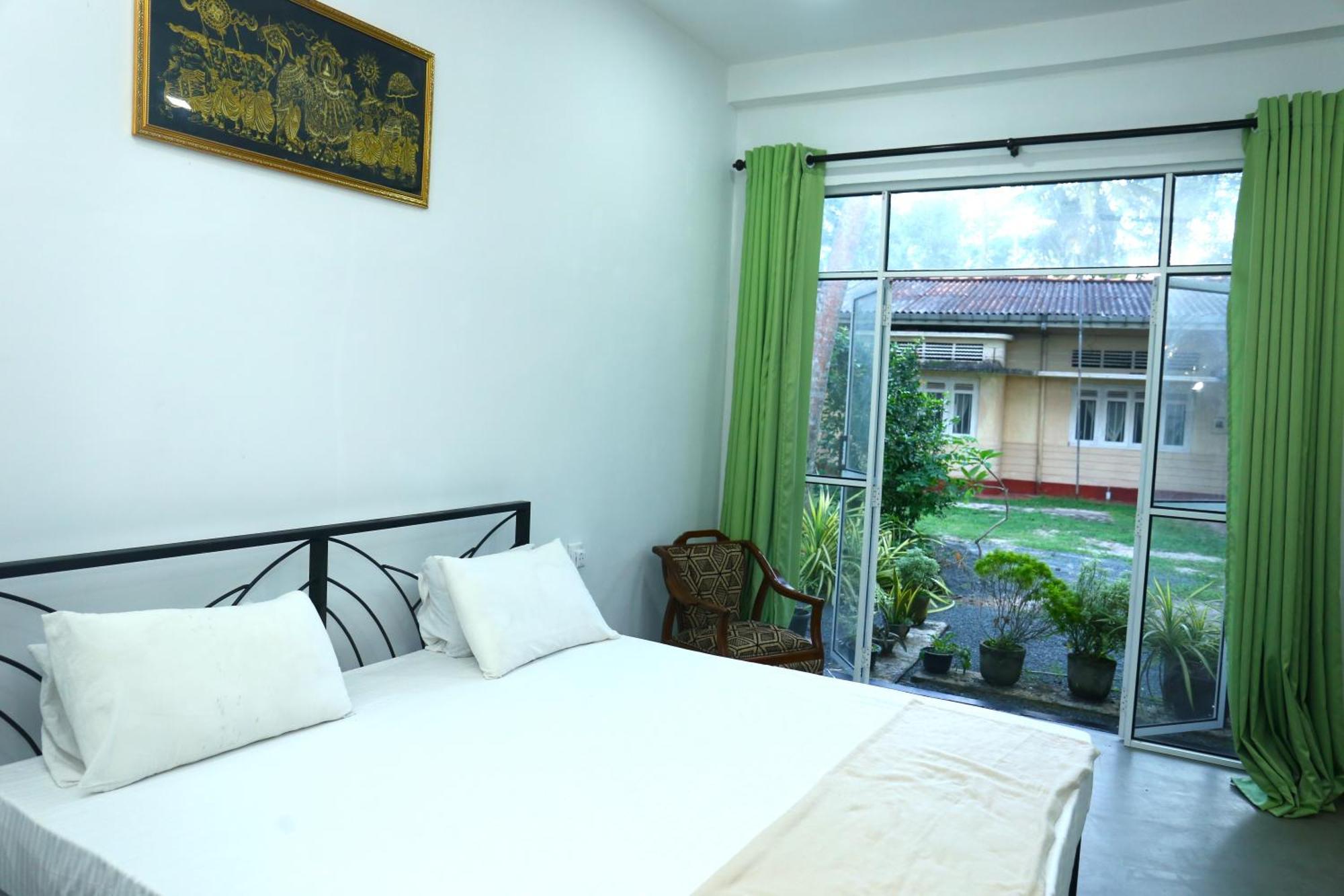 Sandy Palms Guesthouse 希克杜沃 外观 照片