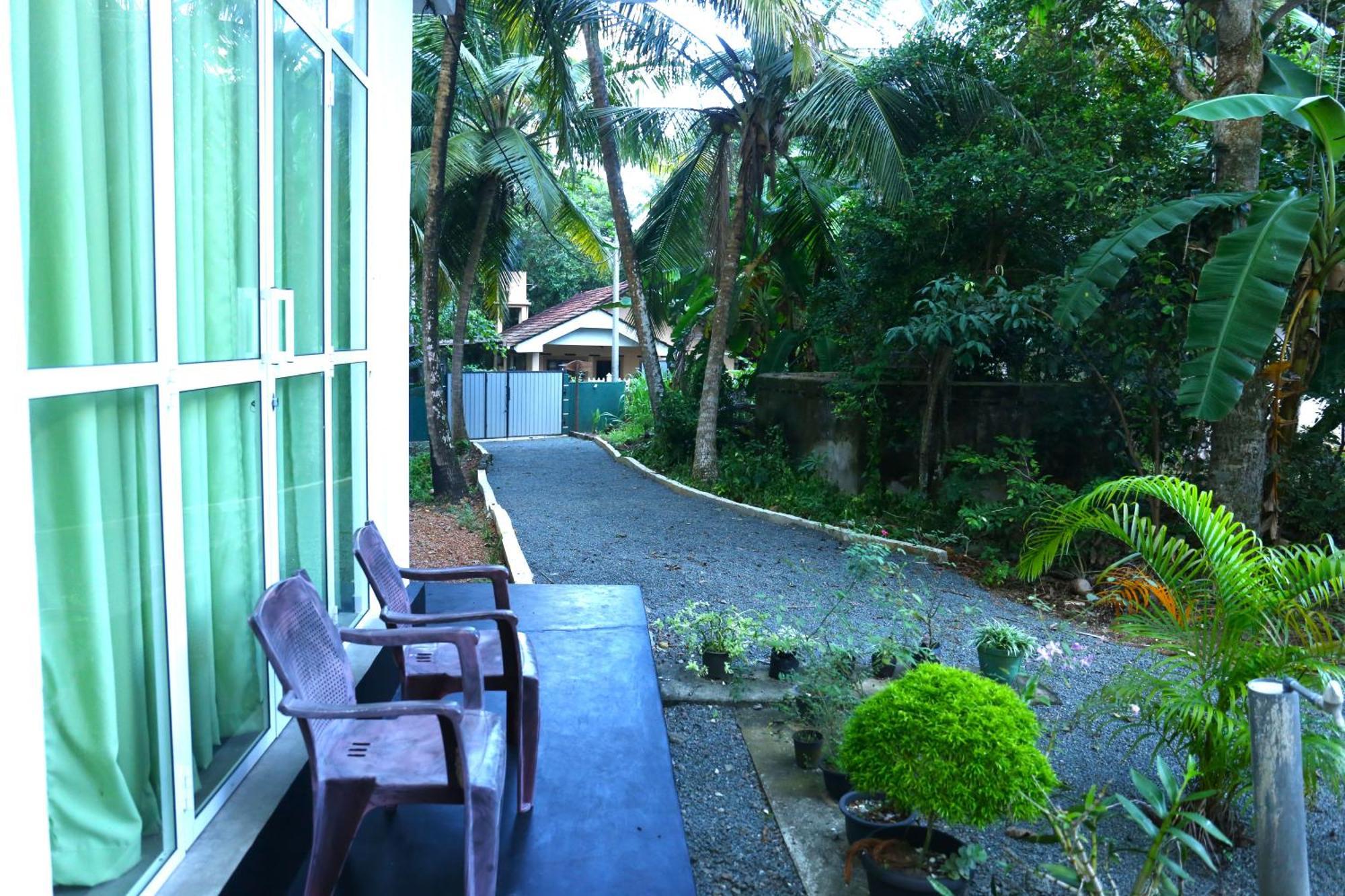 Sandy Palms Guesthouse 希克杜沃 外观 照片