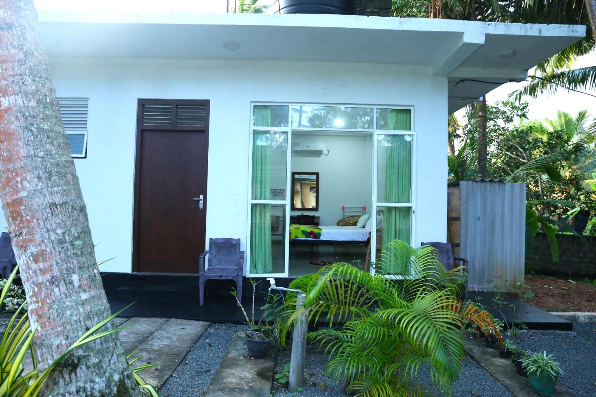Sandy Palms Guesthouse 希克杜沃 外观 照片