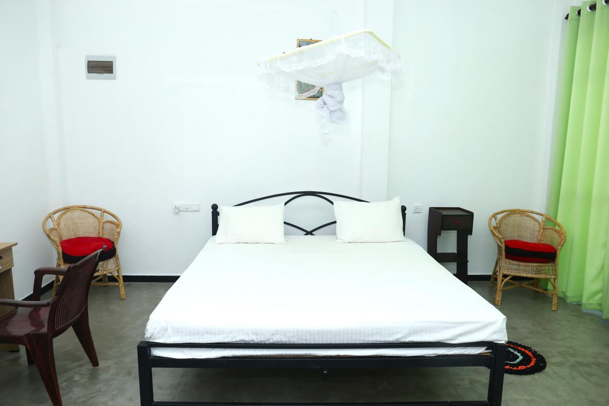 Sandy Palms Guesthouse 希克杜沃 外观 照片