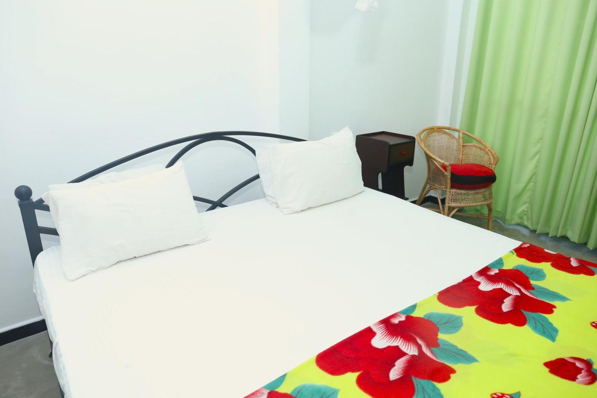 Sandy Palms Guesthouse 希克杜沃 外观 照片